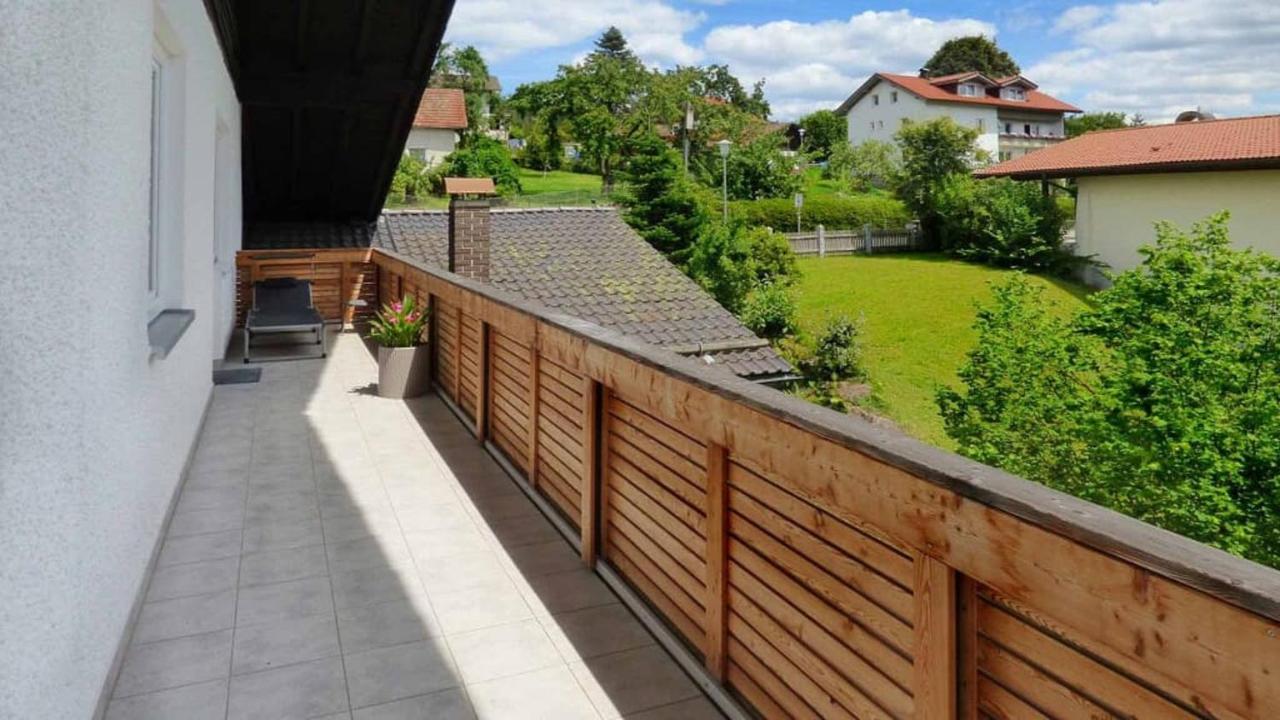 Haus Der 5 Kontinente Apartment Böbrach Exterior foto